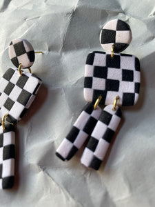 Checkers classic | black and white