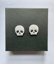 Load image into Gallery viewer, Skull studs
